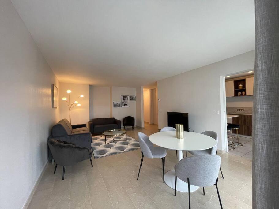 Le Mont-Veyrier, Parking Et Vue Apartment Annecy Exterior foto